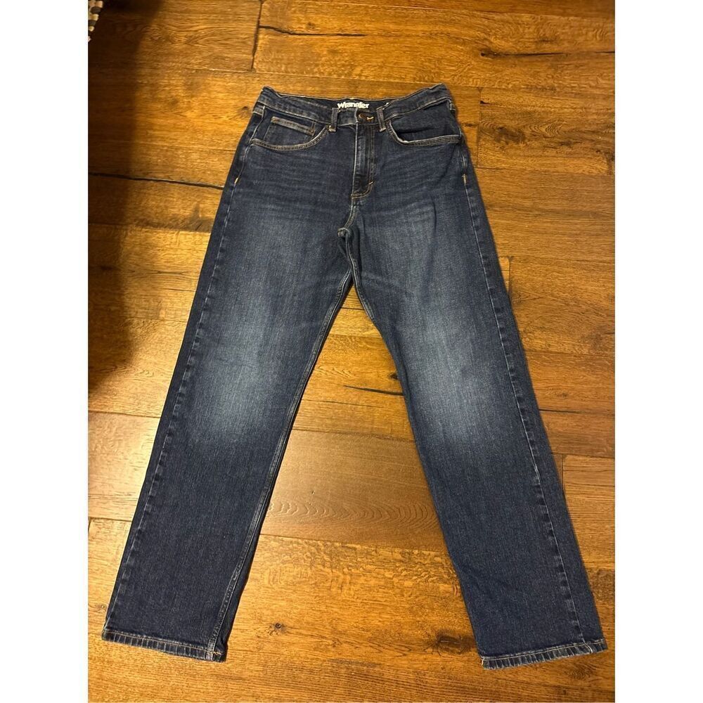 Wrangler relaxed fit bootcut 31x32 western jeans
